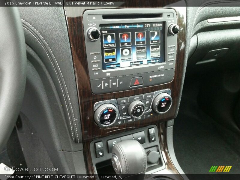 Blue Velvet Metallic / Ebony 2016 Chevrolet Traverse LT AWD