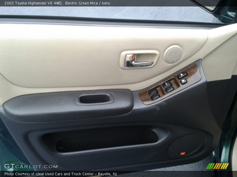 Electric Green Mica / Ivory 2003 Toyota Highlander V6 4WD