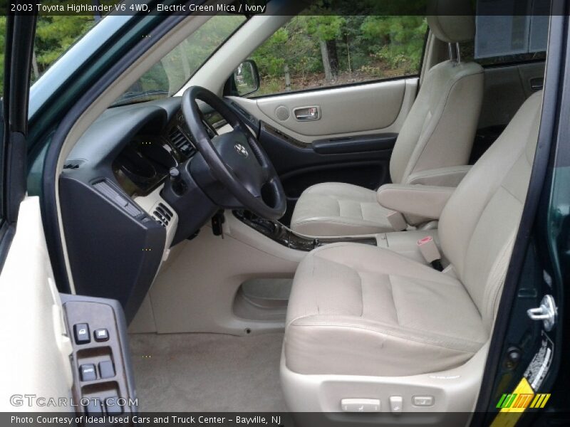 Electric Green Mica / Ivory 2003 Toyota Highlander V6 4WD