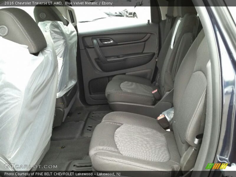 Blue Velvet Metallic / Ebony 2016 Chevrolet Traverse LT AWD