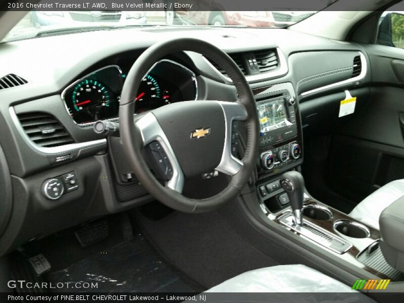 Blue Velvet Metallic / Ebony 2016 Chevrolet Traverse LT AWD
