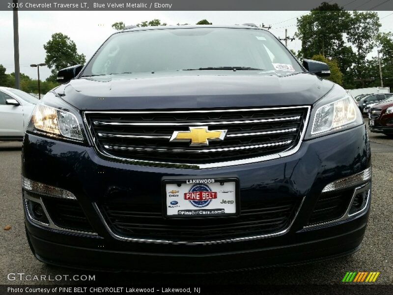 Blue Velvet Metallic / Ebony 2016 Chevrolet Traverse LT