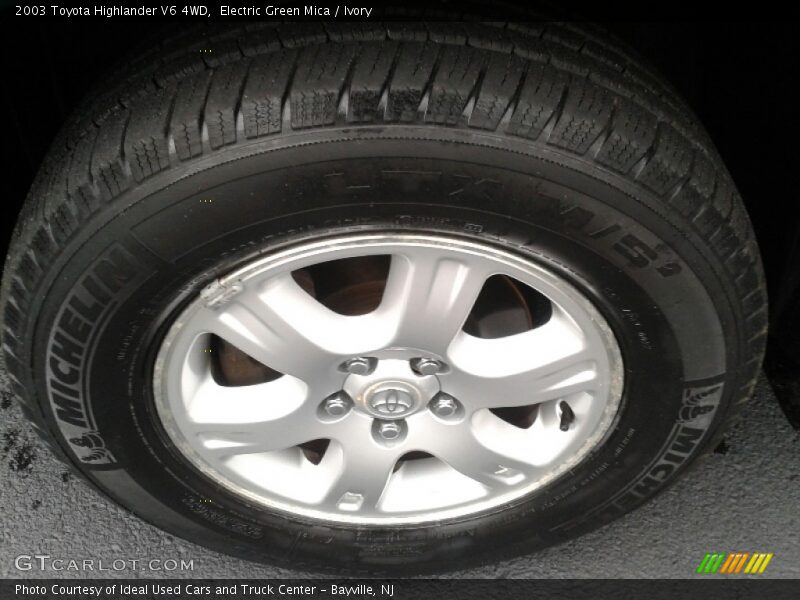 Electric Green Mica / Ivory 2003 Toyota Highlander V6 4WD