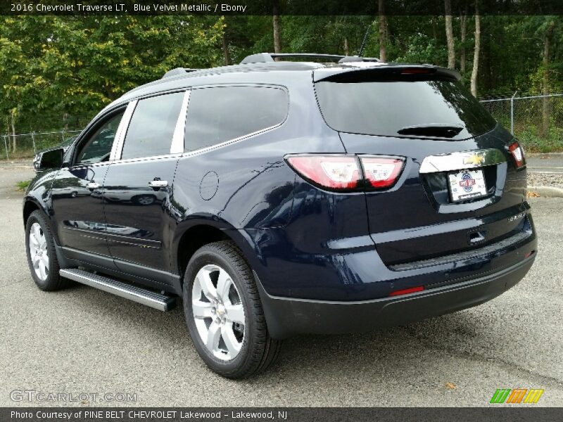 Blue Velvet Metallic / Ebony 2016 Chevrolet Traverse LT