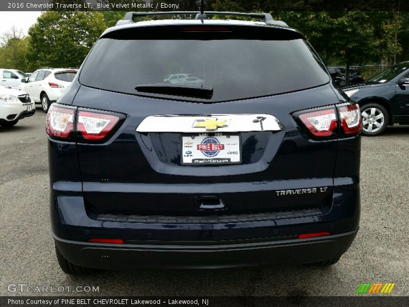 Blue Velvet Metallic / Ebony 2016 Chevrolet Traverse LT