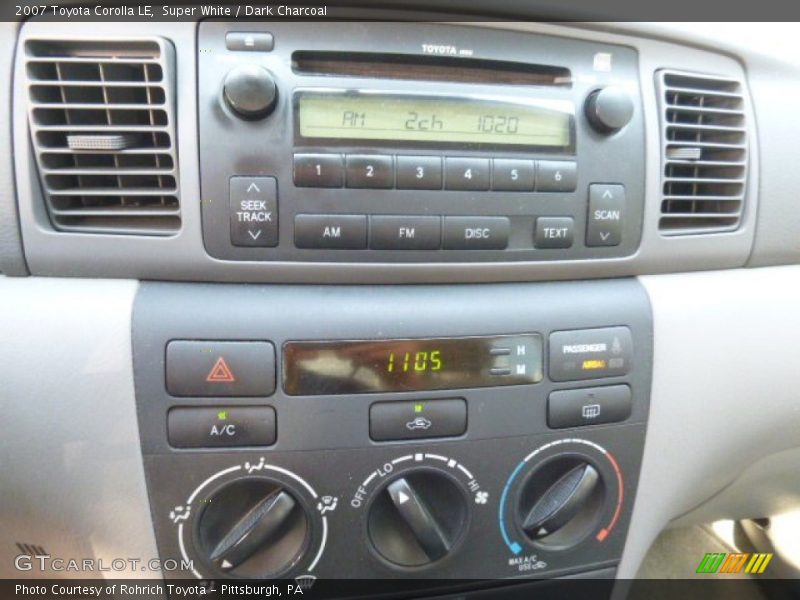 Super White / Dark Charcoal 2007 Toyota Corolla LE