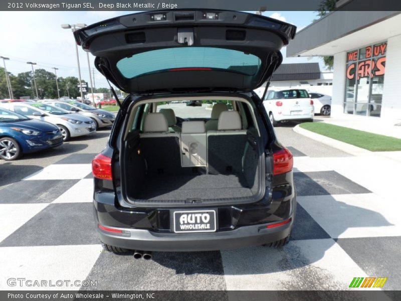 Deep Black Metallic / Beige 2012 Volkswagen Tiguan SEL