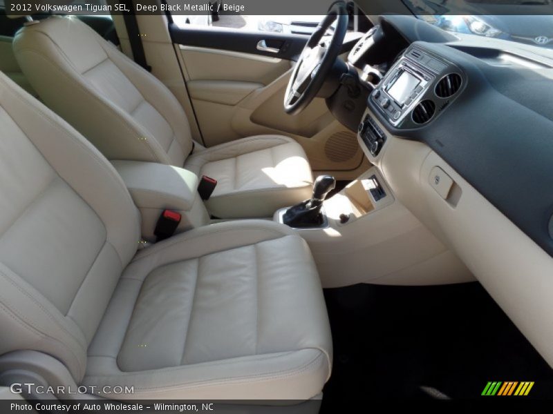 Deep Black Metallic / Beige 2012 Volkswagen Tiguan SEL