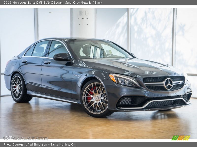 Front 3/4 View of 2016 C 63 S AMG Sedan