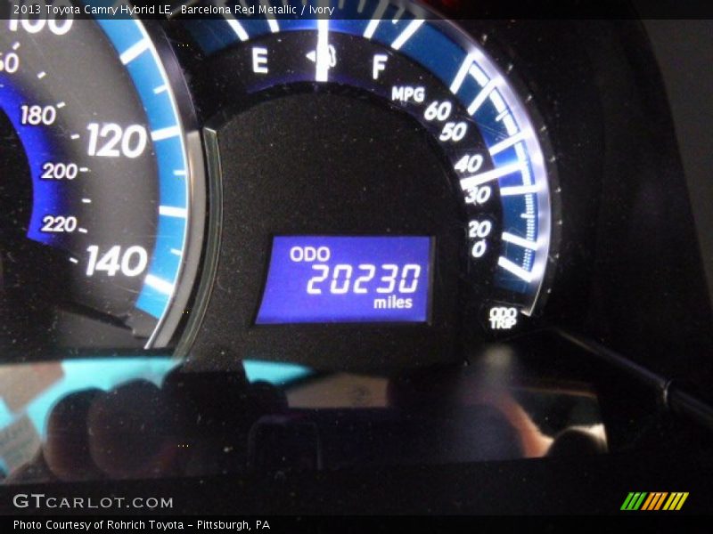 Barcelona Red Metallic / Ivory 2013 Toyota Camry Hybrid LE