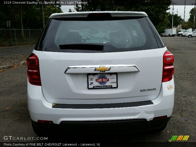 Summit White / Light Titanium 2016 Chevrolet Equinox LS