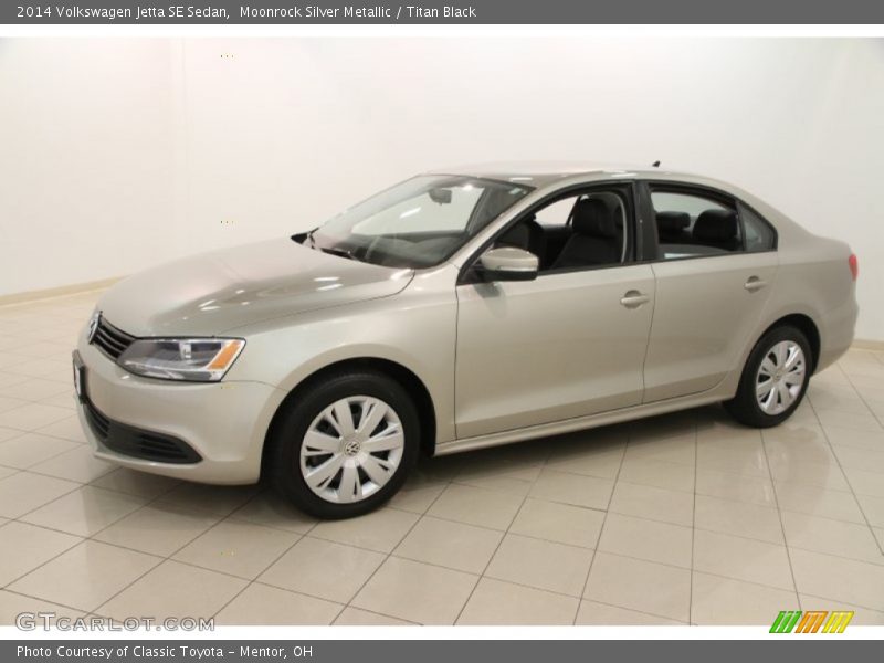 Front 3/4 View of 2014 Jetta SE Sedan