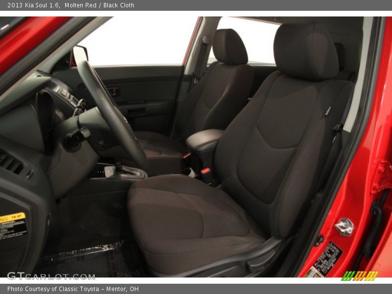 Molten Red / Black Cloth 2013 Kia Soul 1.6