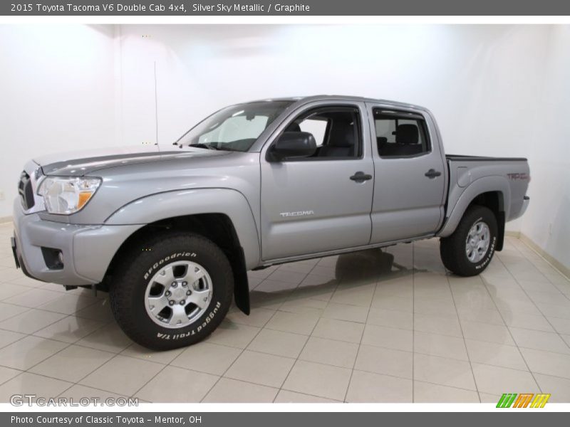 Front 3/4 View of 2015 Tacoma V6 Double Cab 4x4