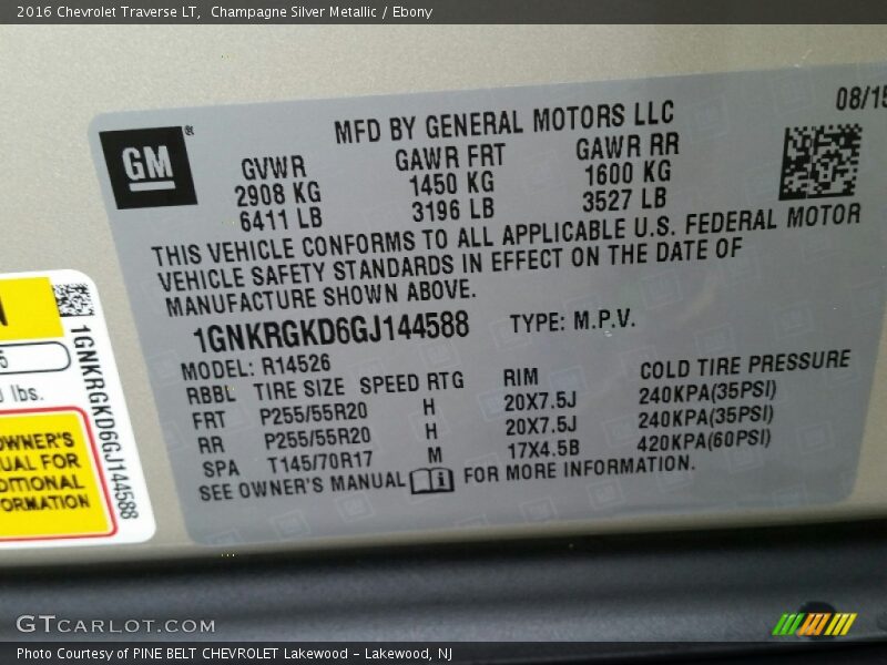 Champagne Silver Metallic / Ebony 2016 Chevrolet Traverse LT