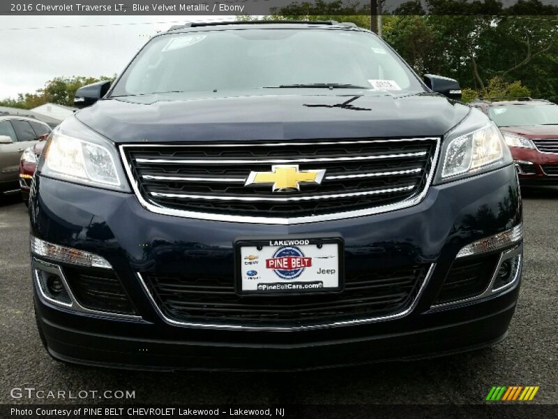 Blue Velvet Metallic / Ebony 2016 Chevrolet Traverse LT