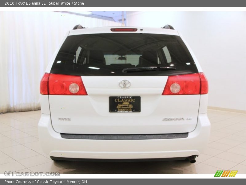 Super White / Stone 2010 Toyota Sienna LE