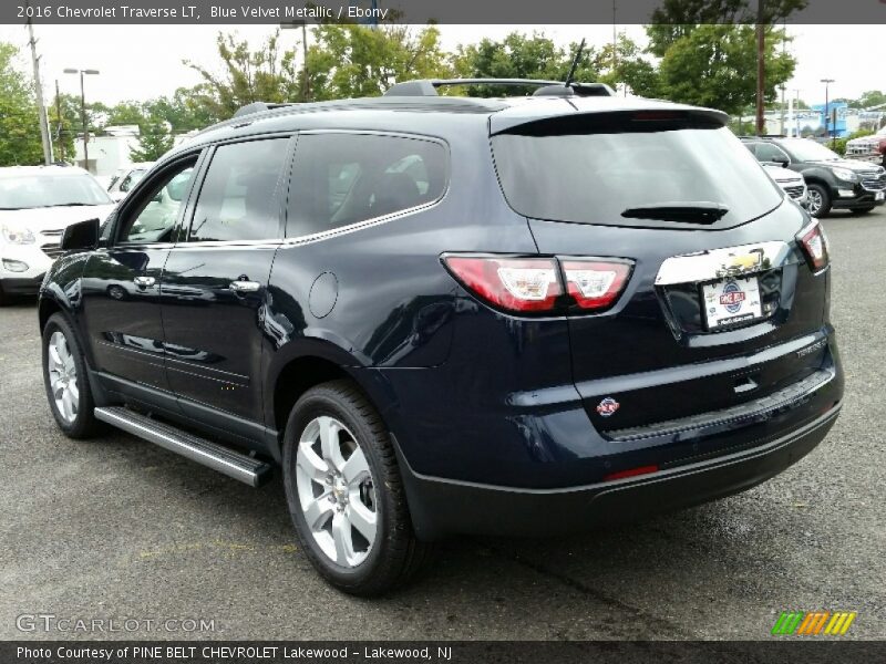 Blue Velvet Metallic / Ebony 2016 Chevrolet Traverse LT
