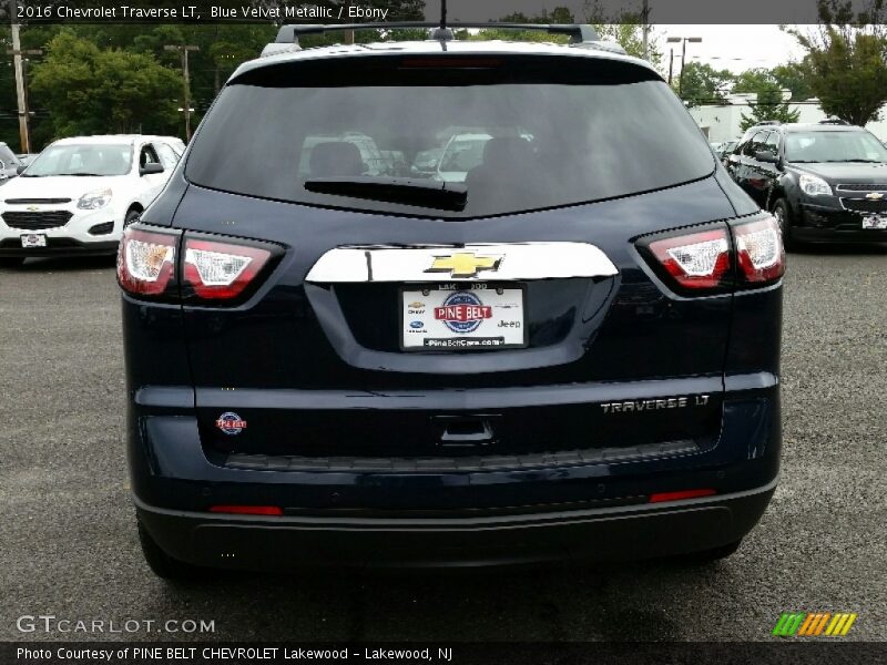 Blue Velvet Metallic / Ebony 2016 Chevrolet Traverse LT