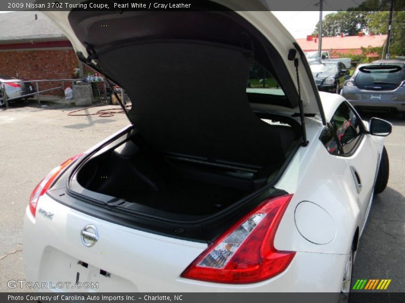 Pearl White / Gray Leather 2009 Nissan 370Z Touring Coupe
