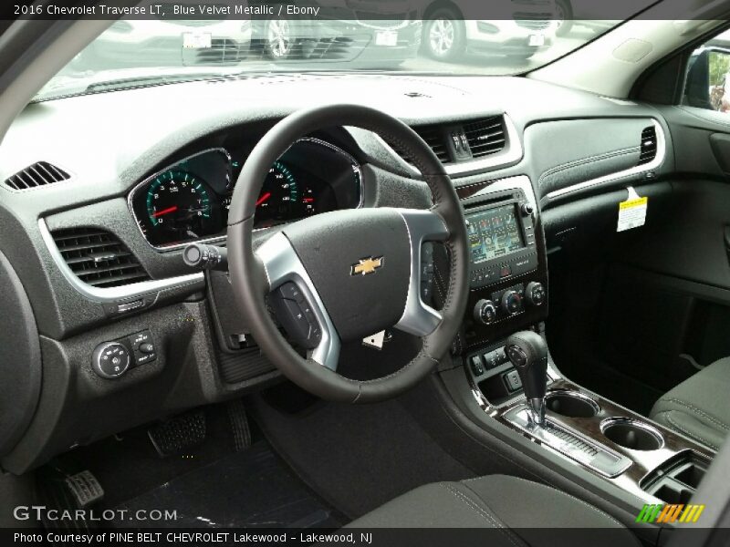 Blue Velvet Metallic / Ebony 2016 Chevrolet Traverse LT