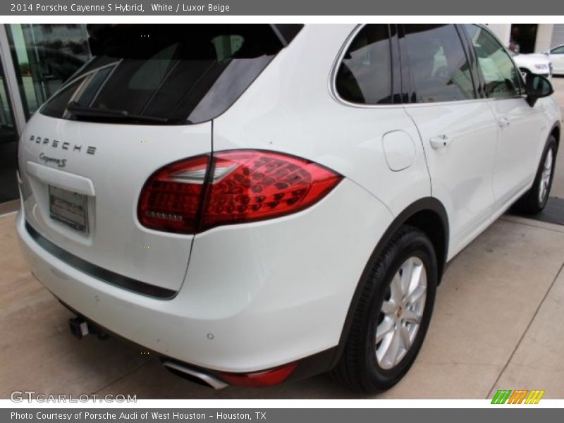 White / Luxor Beige 2014 Porsche Cayenne S Hybrid