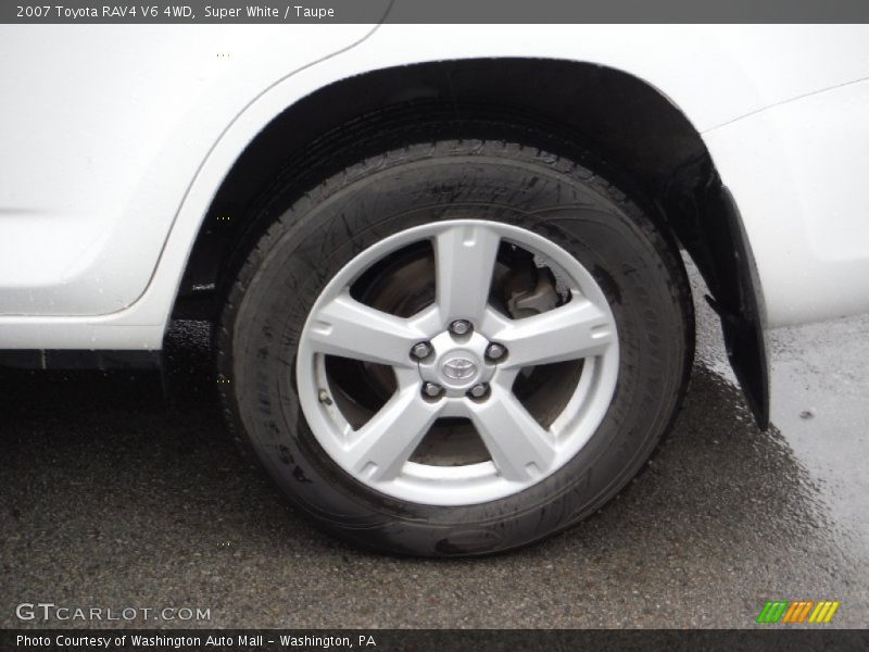 Super White / Taupe 2007 Toyota RAV4 V6 4WD