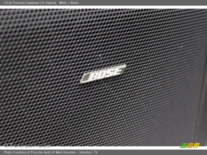 White / Black 2016 Porsche Cayenne S E-Hybrid