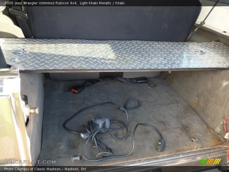 Light Khaki Metallic / Khaki 2006 Jeep Wrangler Unlimited Rubicon 4x4