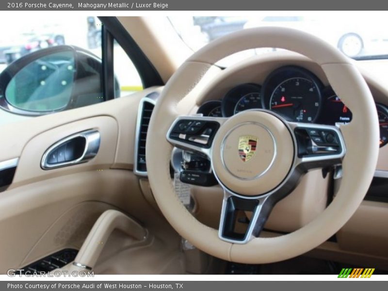 Mahogany Metallic / Luxor Beige 2016 Porsche Cayenne
