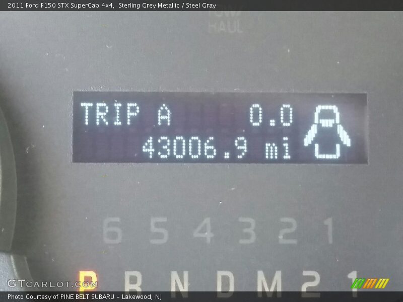 Sterling Grey Metallic / Steel Gray 2011 Ford F150 STX SuperCab 4x4