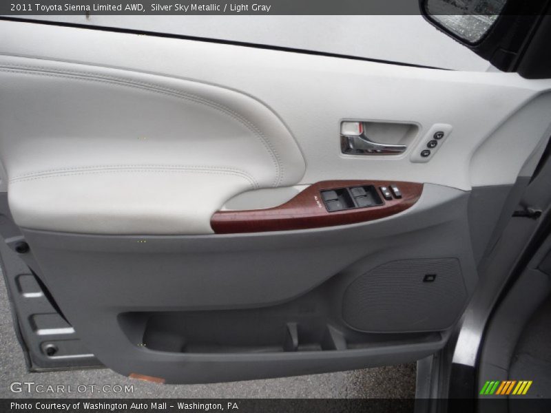 Silver Sky Metallic / Light Gray 2011 Toyota Sienna Limited AWD