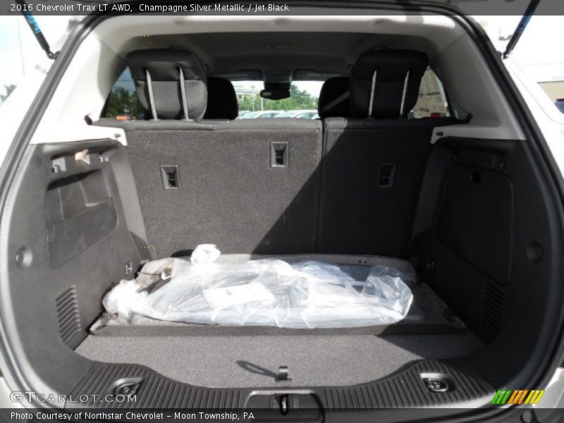 Champagne Silver Metallic / Jet Black 2016 Chevrolet Trax LT AWD