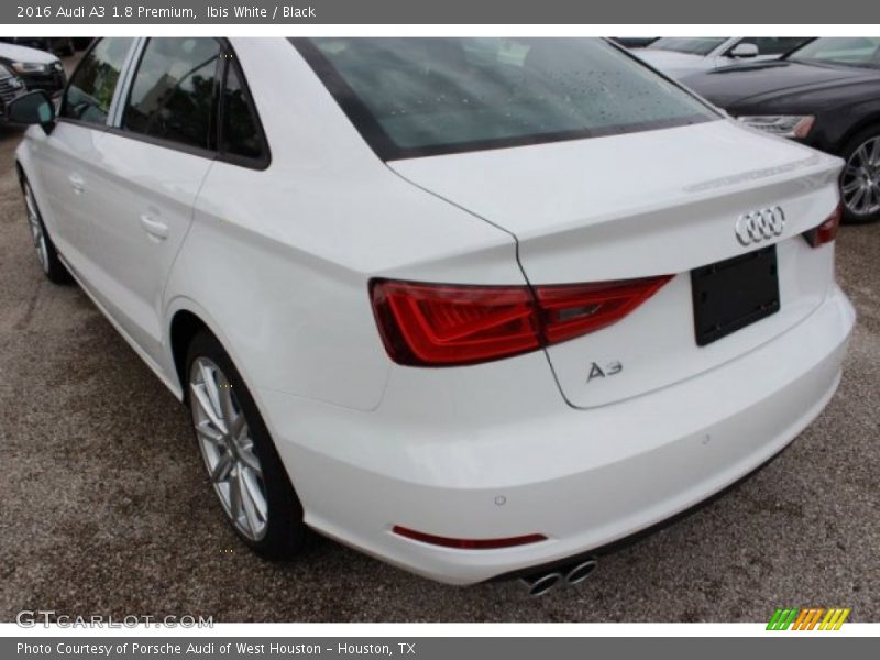 Ibis White / Black 2016 Audi A3 1.8 Premium