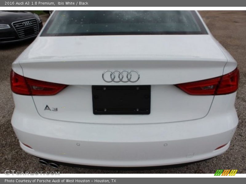 Ibis White / Black 2016 Audi A3 1.8 Premium