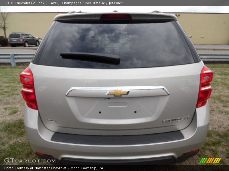 Champagne Silver Metallic / Jet Black 2016 Chevrolet Equinox LT AWD