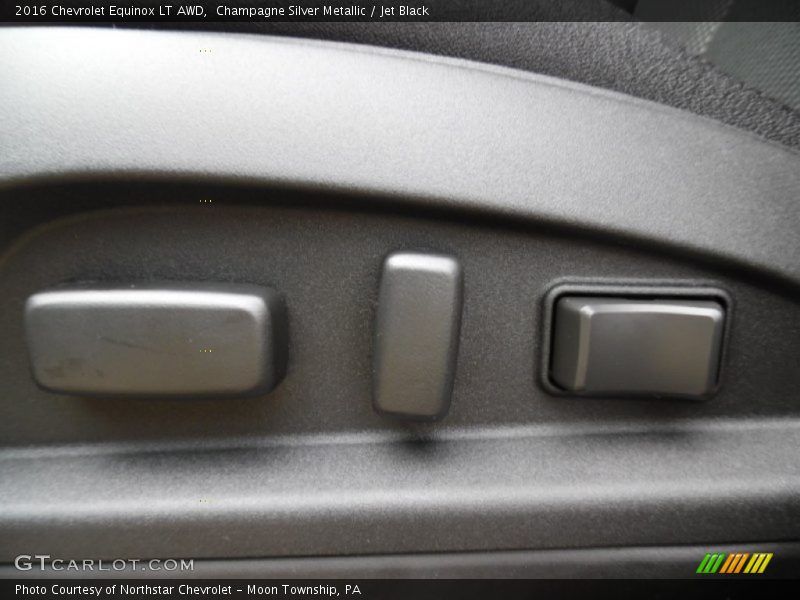 Champagne Silver Metallic / Jet Black 2016 Chevrolet Equinox LT AWD