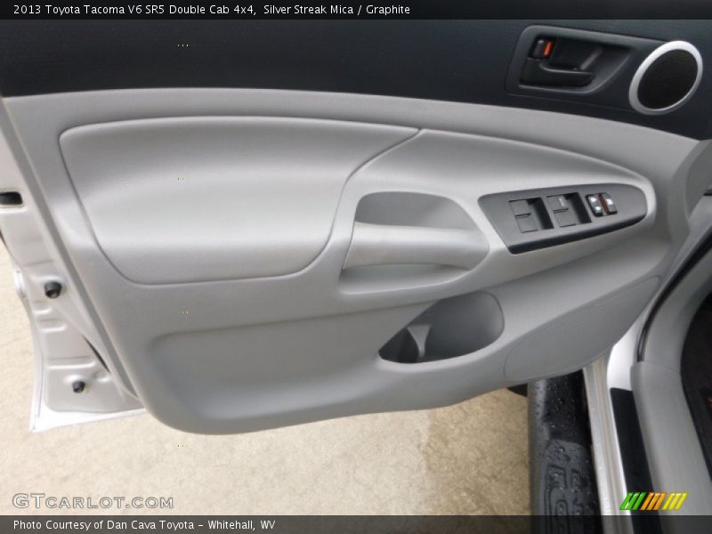 Silver Streak Mica / Graphite 2013 Toyota Tacoma V6 SR5 Double Cab 4x4