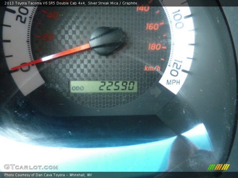 Silver Streak Mica / Graphite 2013 Toyota Tacoma V6 SR5 Double Cab 4x4