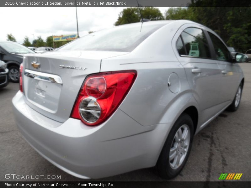 Silver Ice Metallic / Jet Black/Brick 2016 Chevrolet Sonic LT Sedan