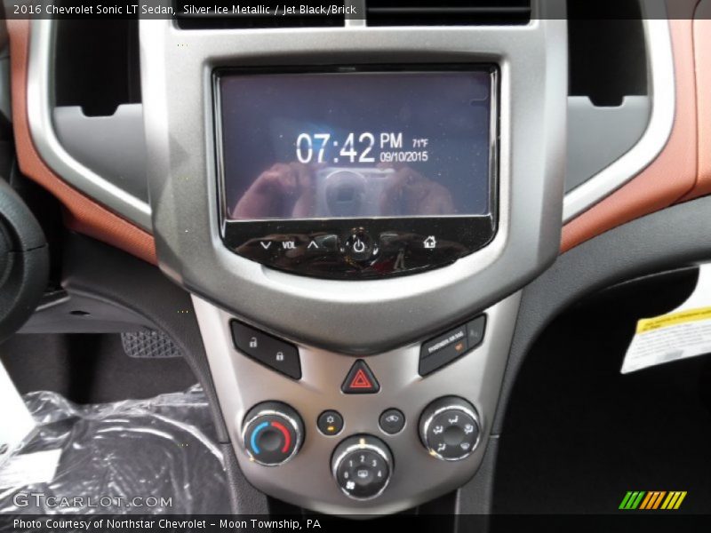 Silver Ice Metallic / Jet Black/Brick 2016 Chevrolet Sonic LT Sedan