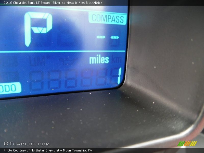 Silver Ice Metallic / Jet Black/Brick 2016 Chevrolet Sonic LT Sedan