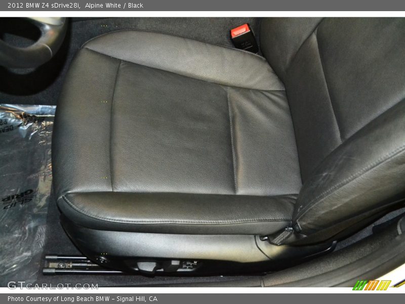 Alpine White / Black 2012 BMW Z4 sDrive28i