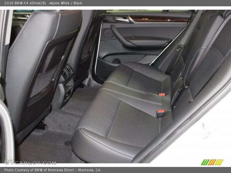 Rear Seat of 2016 X4 xDrive28i