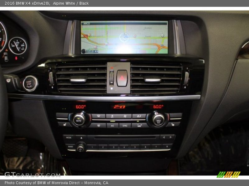 Alpine White / Black 2016 BMW X4 xDrive28i