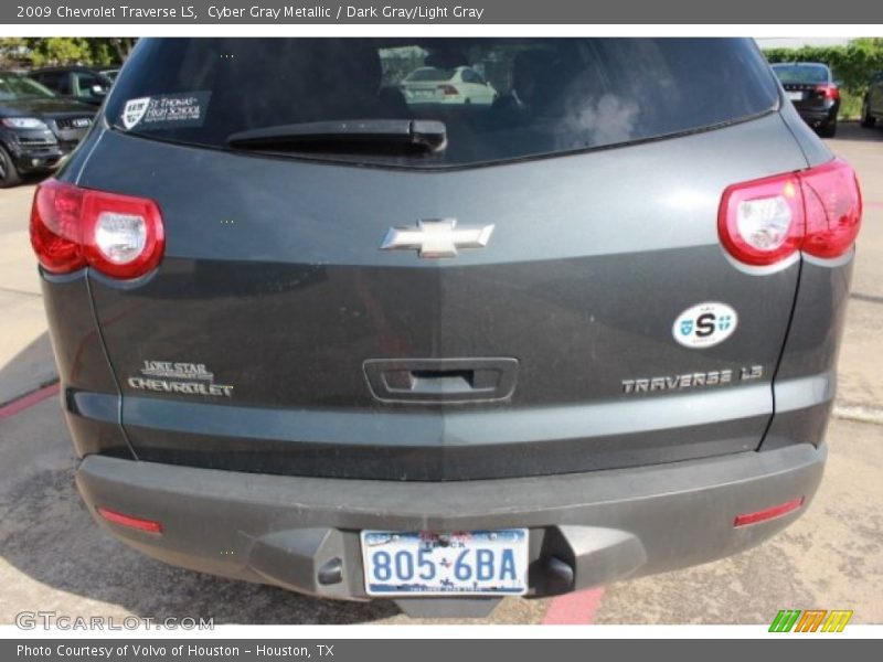 Cyber Gray Metallic / Dark Gray/Light Gray 2009 Chevrolet Traverse LS