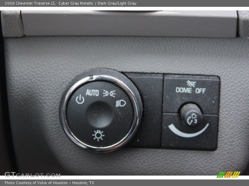 Cyber Gray Metallic / Dark Gray/Light Gray 2009 Chevrolet Traverse LS