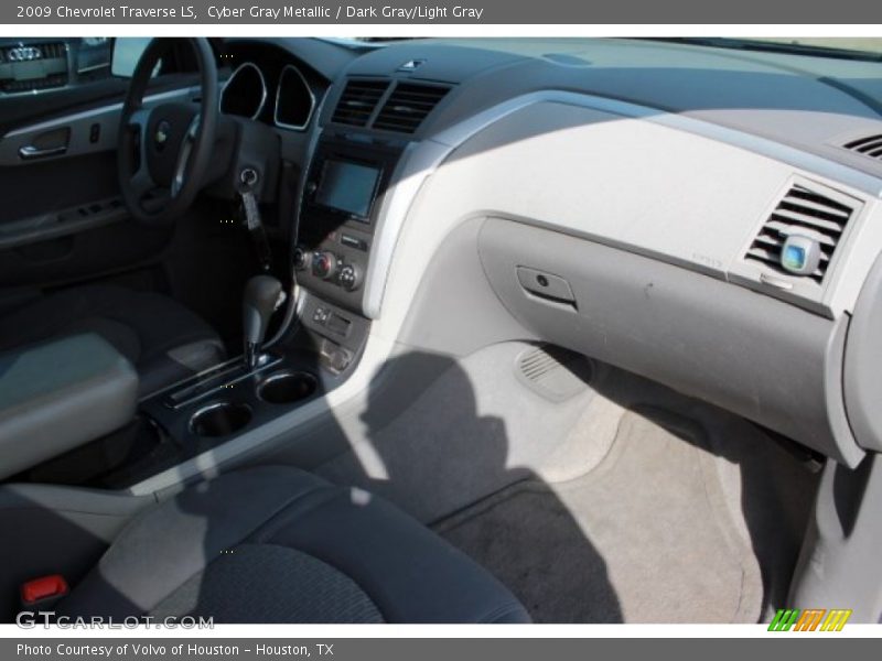 Cyber Gray Metallic / Dark Gray/Light Gray 2009 Chevrolet Traverse LS