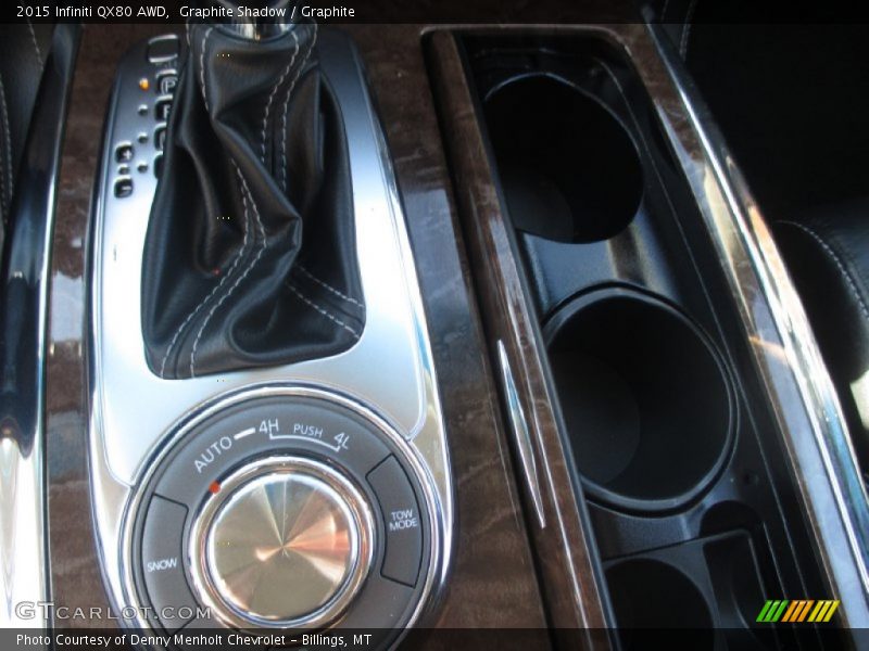 Controls of 2015 QX80 AWD