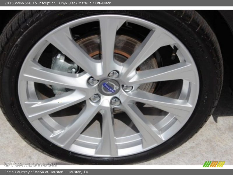 Onyx Black Metallic / Off-Black 2016 Volvo S60 T5 Inscription